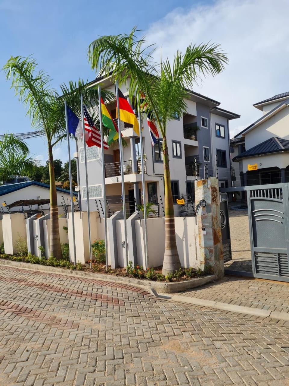 Queen'S Hill Lodge Gbawe Eksteriør bilde